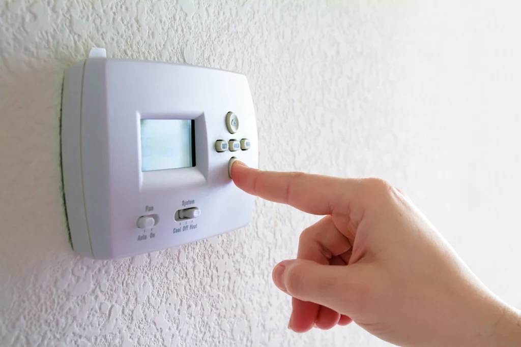 blinking cool on thermostat